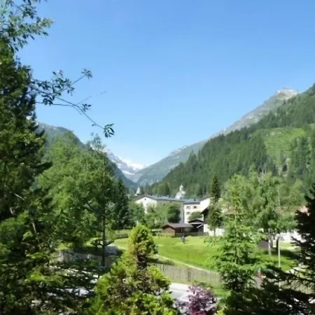Alpenappartements 아파트 *